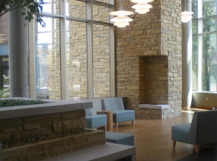 Franklin Woods Community Hospital lobby