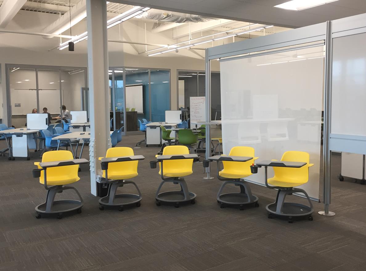 Dobyns-Bennett EXCEL humanities classroom with Node chairs with tablet arm by Steelcase