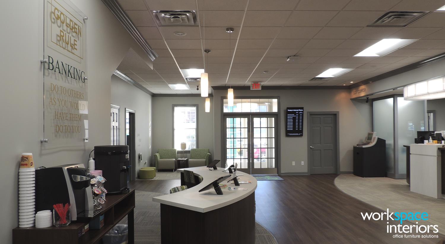 New Peoples Bank commercial banking main lobby area