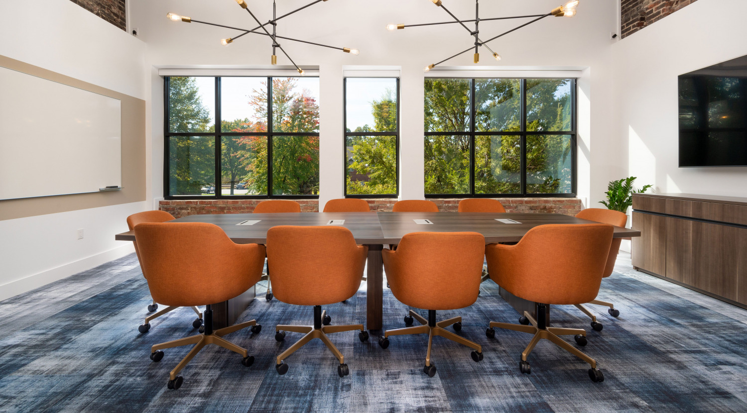 HQ on Main - WorkSpace Interiors